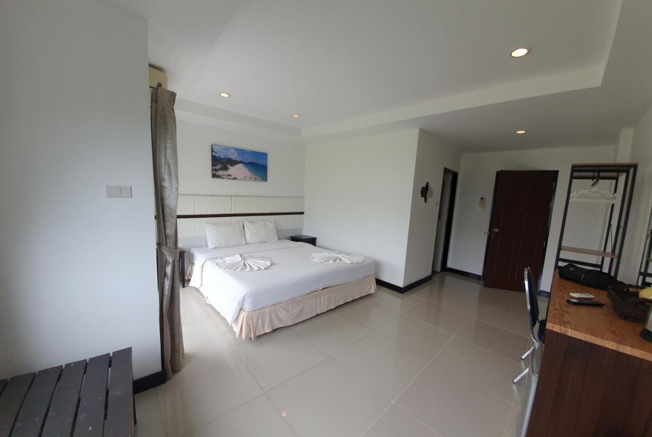At Home Hotel Patong Kültér fotó