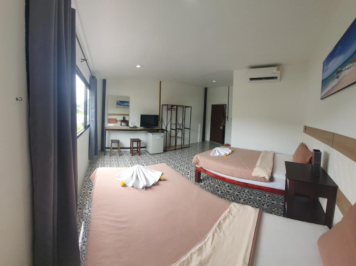 At Home Hotel Patong Kültér fotó