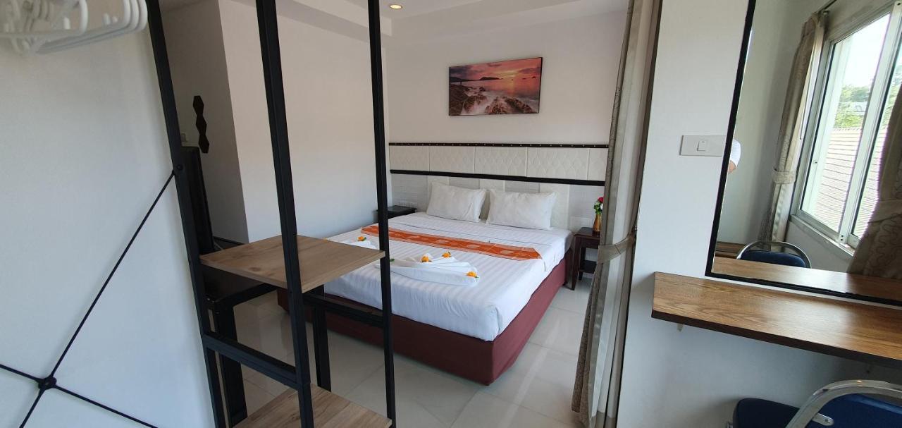 At Home Hotel Patong Kültér fotó